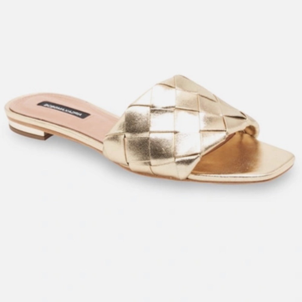 BCBGMAXAZRIA Gold Leather Slip On Woven Slides Flats 8 Womens $198